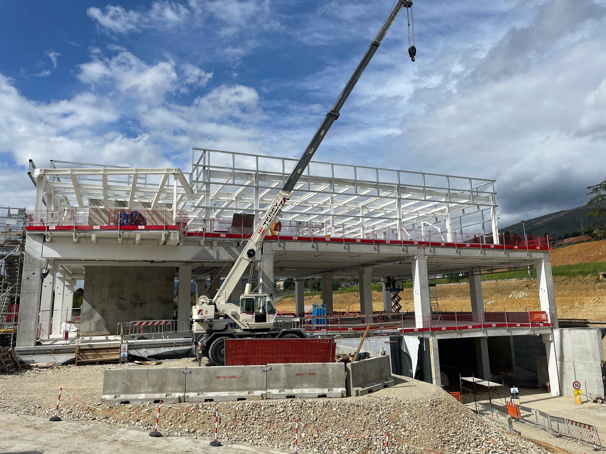 b1477199-850f-4377-bebd-08e56287604d