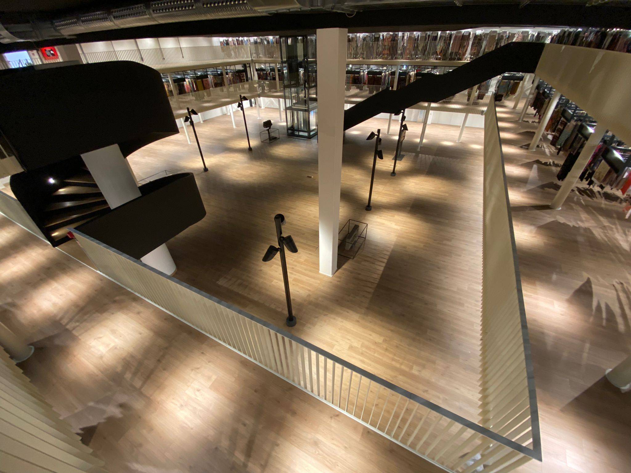 d4ffd41c-da43-4d72-ad34-035237eac7fe